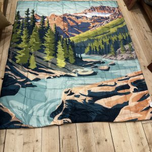 Mountain Puffer Blankets